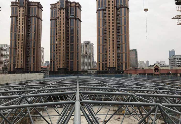 乌海螺栓球网架结构